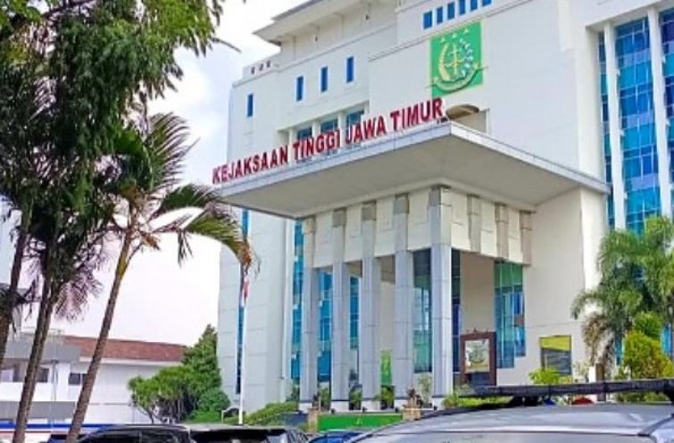 Kadisperkimhub Sumenep Mendadak Hadir di Kejati Jatim