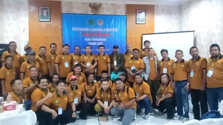 H.Faruk Resmi Menjadi Nakhoda KONI Pamekasan Priode Terbaru