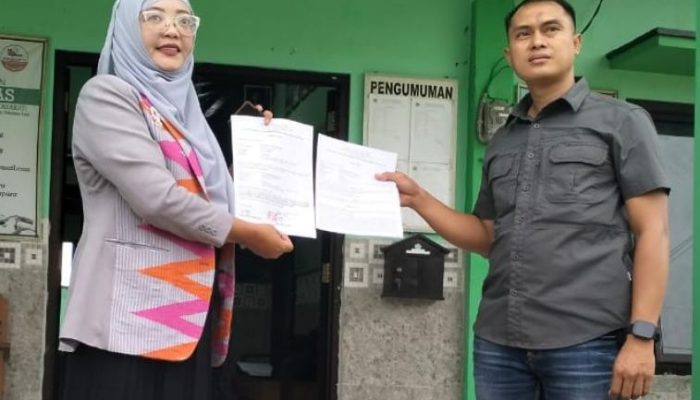KUA Gapura Sumenep Dituding Permainkan Proses Duplikat Buku Nikah