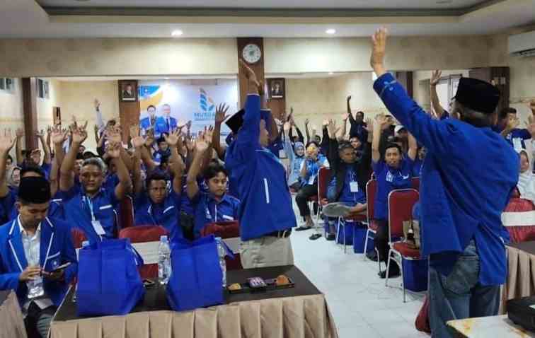 Musda PAN Pamekasan Ricuh: Mayoritas Peserta Walk Out Tolak Formatur Rekomendasi DPP