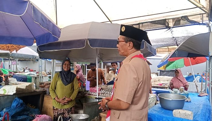 Pasar Kolpajung Masih Semrawut, Bupati Pamekasan Lakukan Sidak
