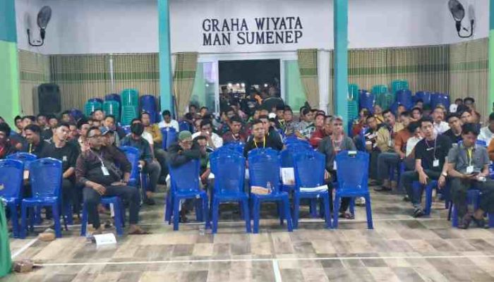 Syamsul Mu’arif Terpilih Aklamasi, Sarung Pak Zein Jadi Simbol Kedekatan PBVSI dengan Klub dan Atlet
