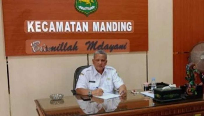 Proyek Desa Jaba’an “Mangkrak,” Camat Manding: Biarkan Saja