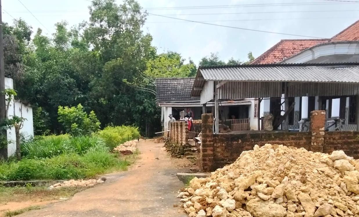 Proyek DD Jaba’an Bermasalah, Disinyalir Gunakan Galian C Ilegal