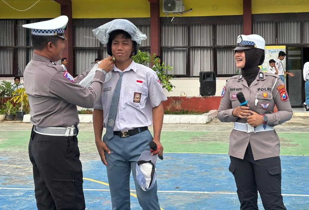 Police Goes to School di SMAN 2 Sumenep, Tanamkan Kesadaran Lalu Lintas Sejak Dini
