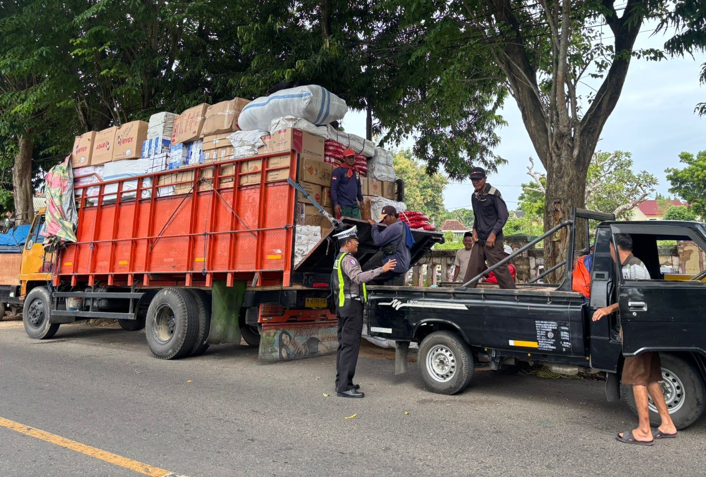 Polantas Menyapa, Satlantas Sumenep Bangun Kesadaran Bahaya ODOL