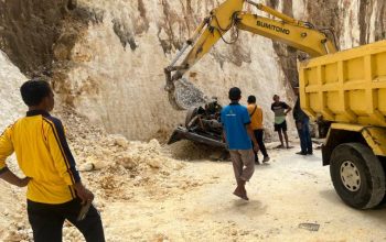 Rem Blong, Pick Up Masuk Jurang Tambang Ilegal di Pragaan, Sopir Tewas Seketika