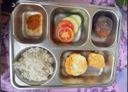 SPPG Alif Diserbu Kritik! Menu MBG Diduga Asal Jadi, Gizi Anak Dipertaruhkan