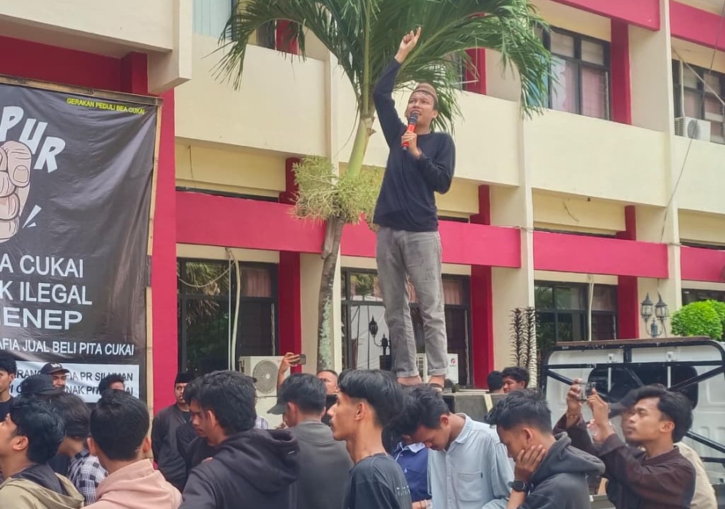 Diduga Isi 30 Ton Solar Subsidi ke Kapal Besar, Aktivis Desak Audit APMS