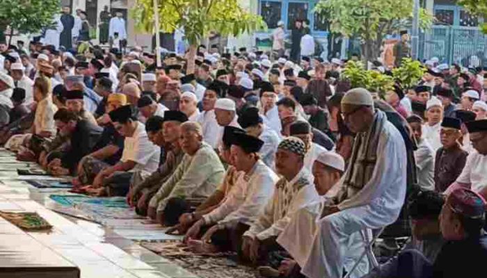 Ribuan Jamaah Padati Ied Muhammadiyah Sumenep, Dr. Zein Serukan Istiqamah Taqwa untuk Peradaban Bangsa