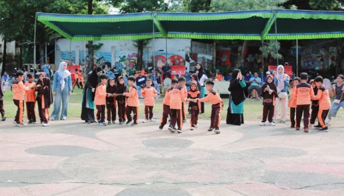 Hangatkan Hubungan Sekolah dan Orang Tua, SD Integral Luqman Al Hakim Gelar Family Gathering