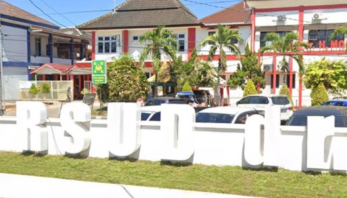 Bidan Jadi Garda Terdepan Selamatkan Ibu dan Bayi di Kepulauan Sumenep